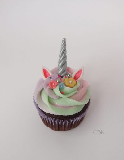 chokolade unicorncupcake med frosting